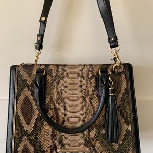 NWT Brahmin smalle Camille travertine ballington